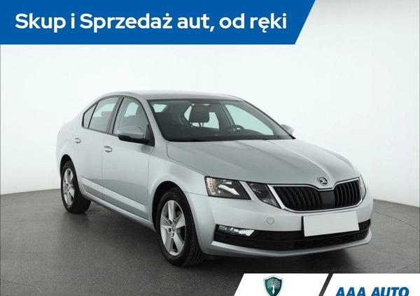 Skoda Octavia cena 42000 przebieg: 197693, rok produkcji 2018 z Kazimierza Wielka małe 211